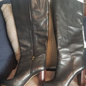 Classic, chic Ann Taylor high boots with 3" heels